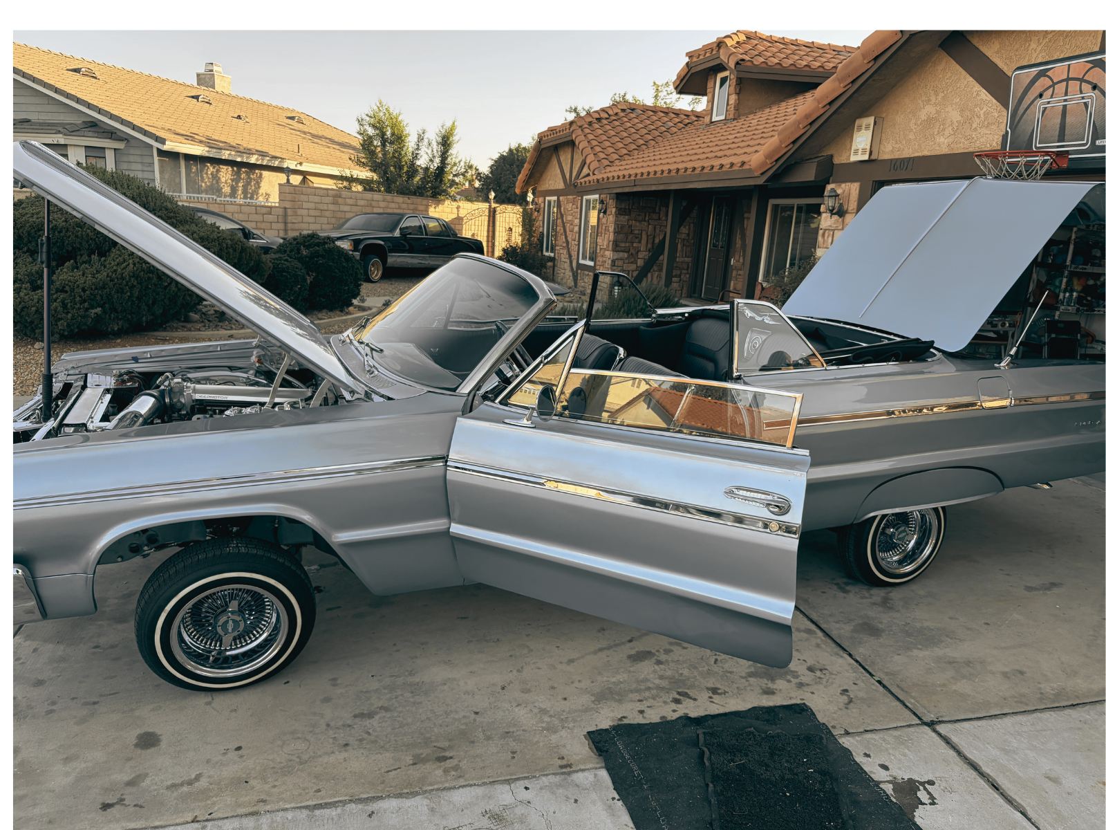 Chevy Impala SS Ragtop Convertible (Blue)