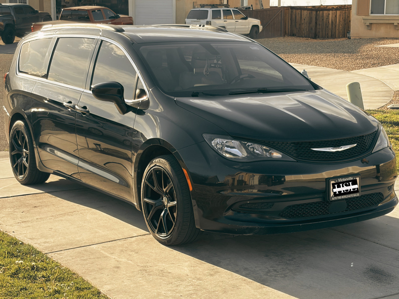 Chrysler Voyager Minivan
